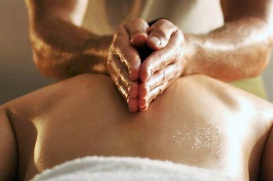 ayurvedic-massage-therapies